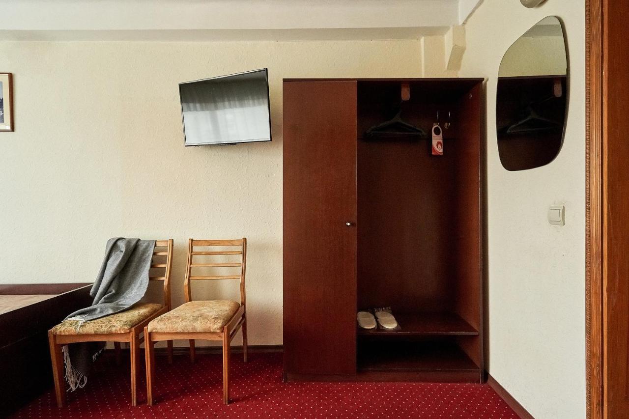 Hotel Druzhba Kiev Exterior foto