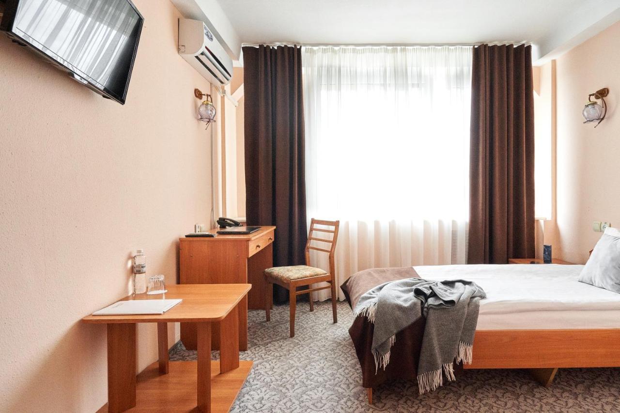 Hotel Druzhba Kiev Exterior foto