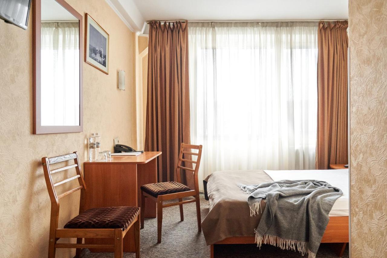 Hotel Druzhba Kiev Exterior foto